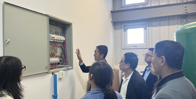 5bb769b416d04d2e8e19920d445a5d96.png 5bb769b416d04d2e8e19920d445a5d96.png